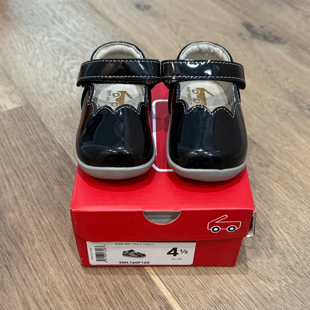 See Kai Run Black Patent Dress Shoes